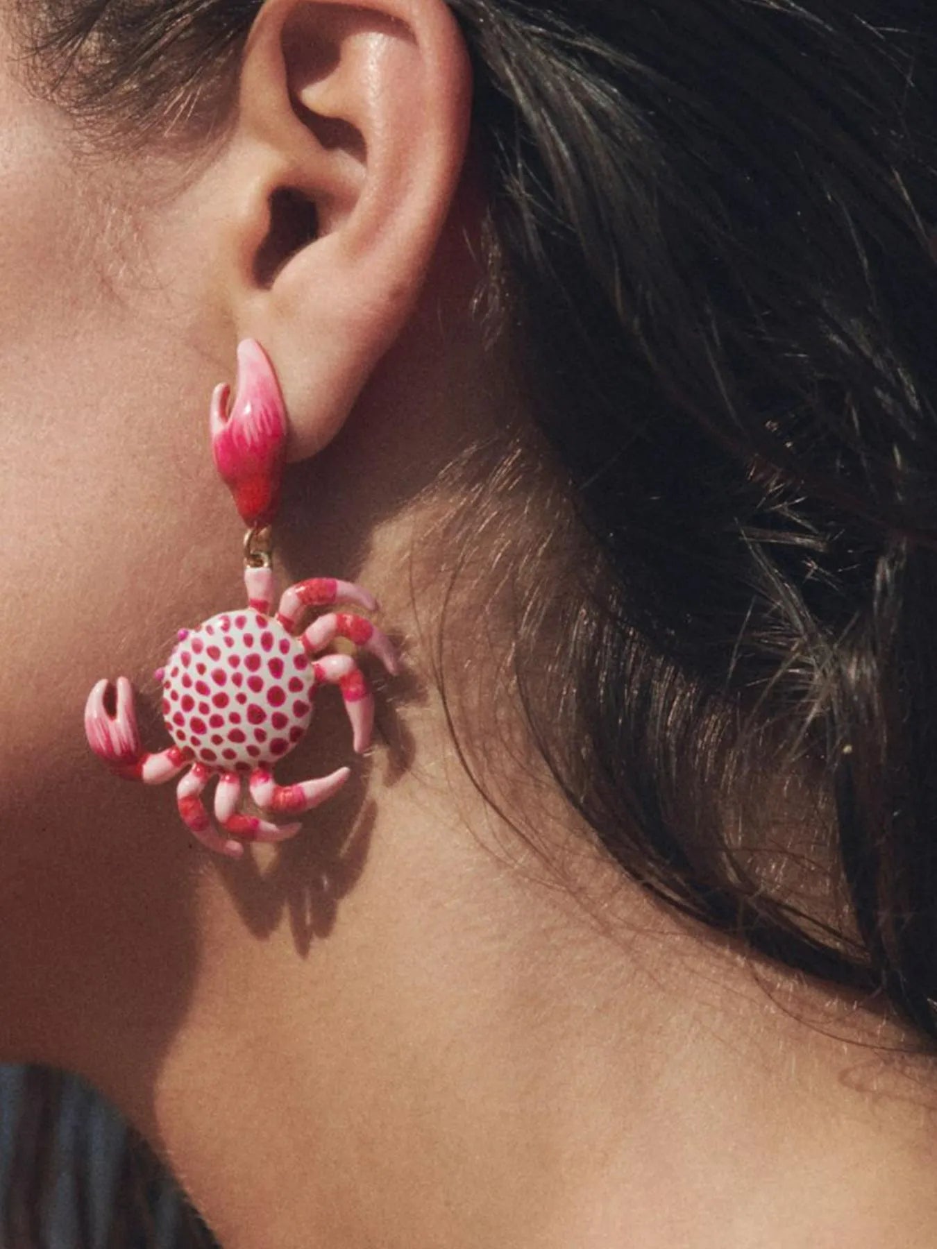 Cool Glitterati Alloy Crab-Shaped Earrings