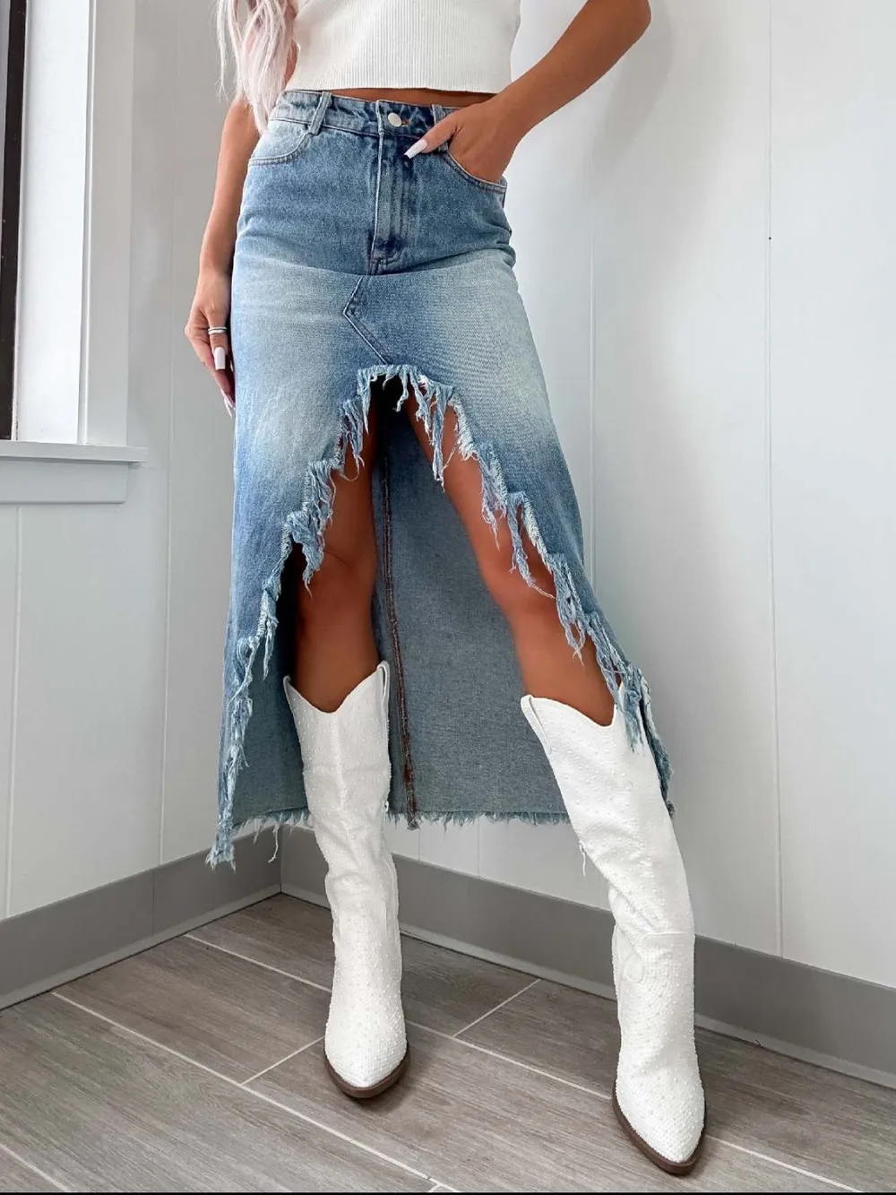Zenniqlo High-Waist Raw Hem Asymmetry Denim Skirt