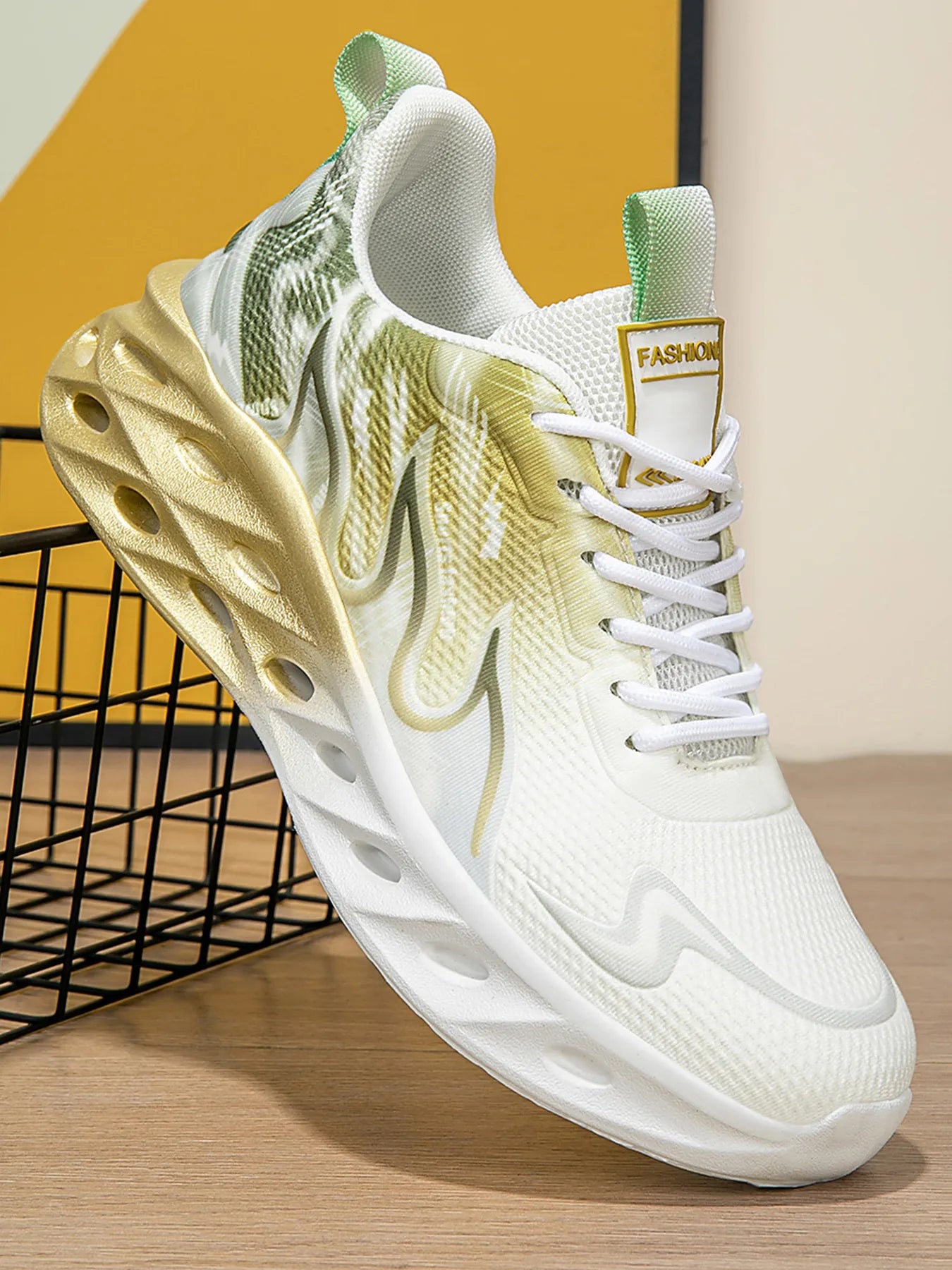Pulse Runners Round Toe Lace Up Mesh Athletic