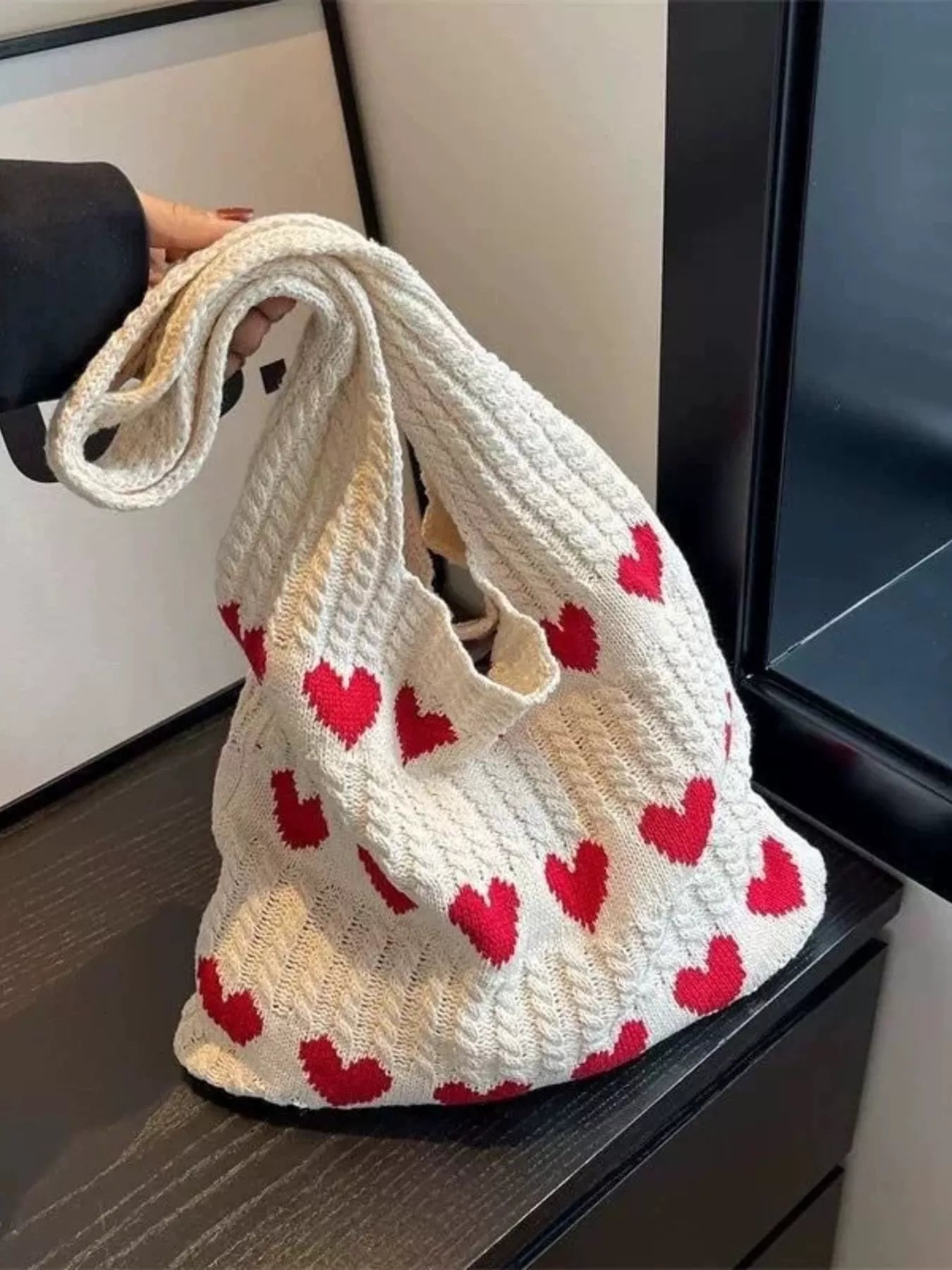 Twinkling Accessories Heart Pattern Knitted Handbag