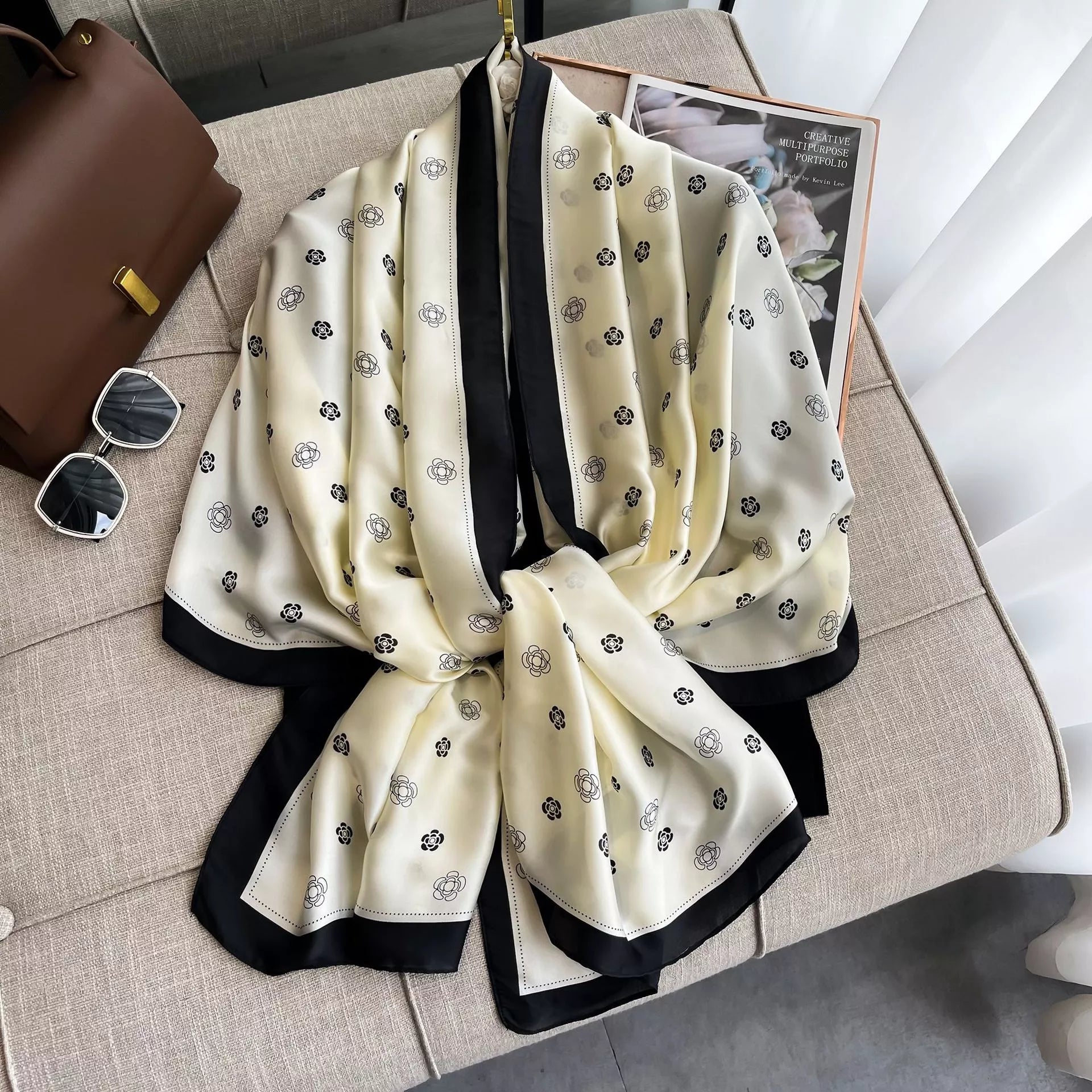 Edgy Sparkle-Fest Contrast Trim Scarf