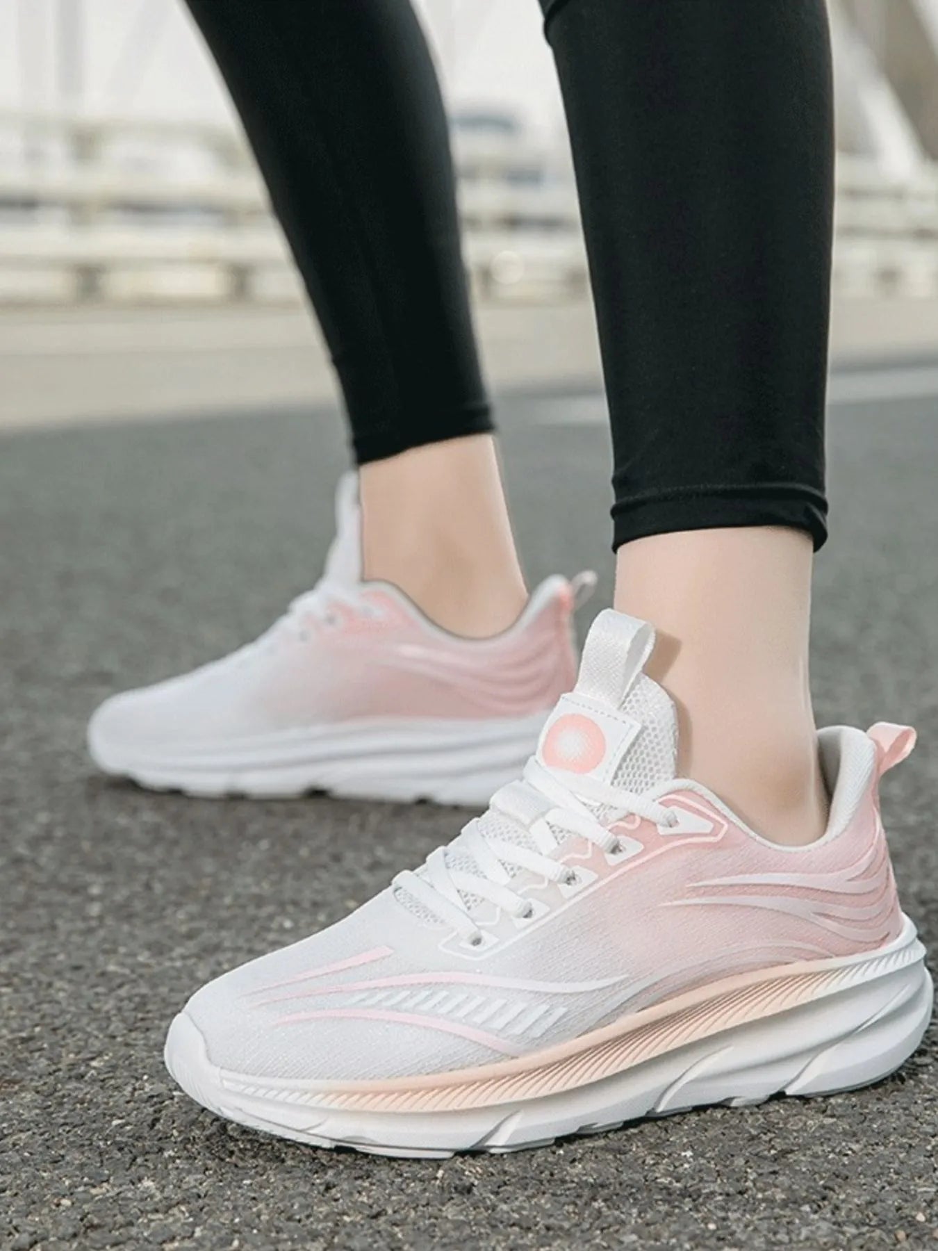 Pulse Runners Gradient Colorful Breathable Athletic