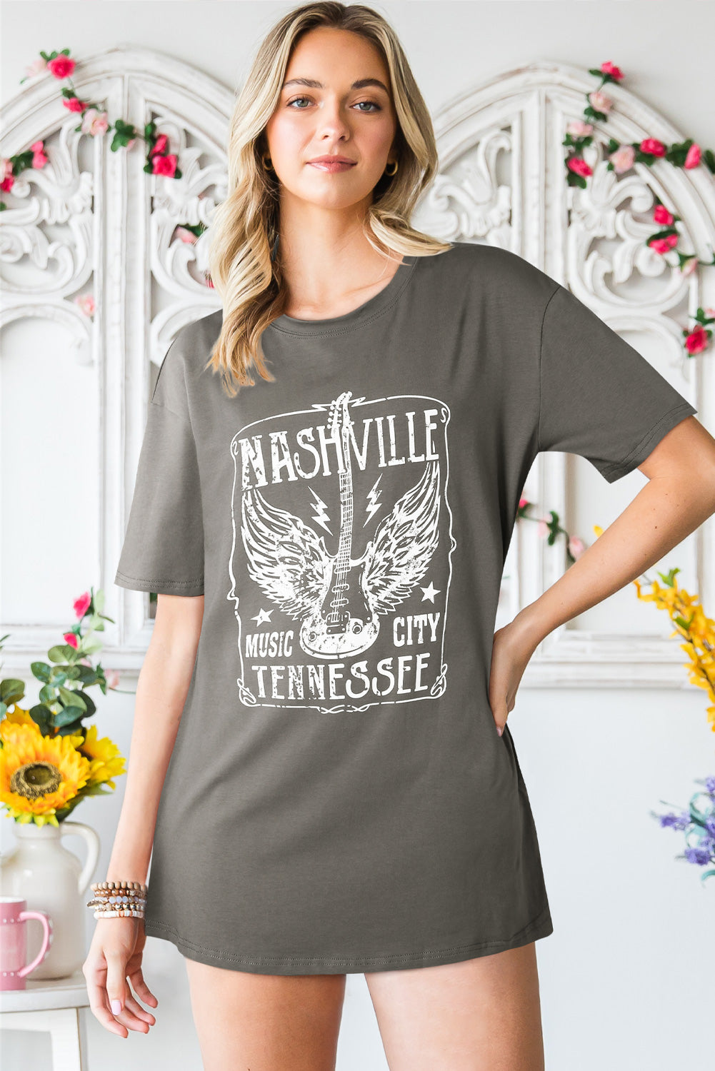 SYNZ NASHVILLE MUSIC CITY TENNESSEE Graphic T-Shirt