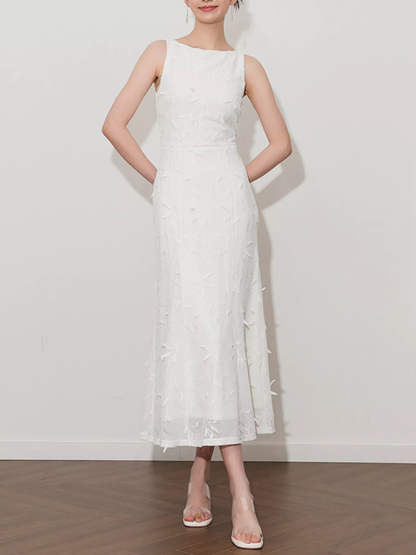 Colorful Couture Sleeveless Floral Applique Midi Dress