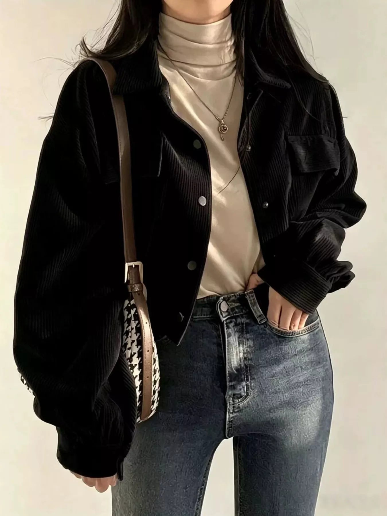 Ash Memory Corduroy Snap Down Cropped Jacket