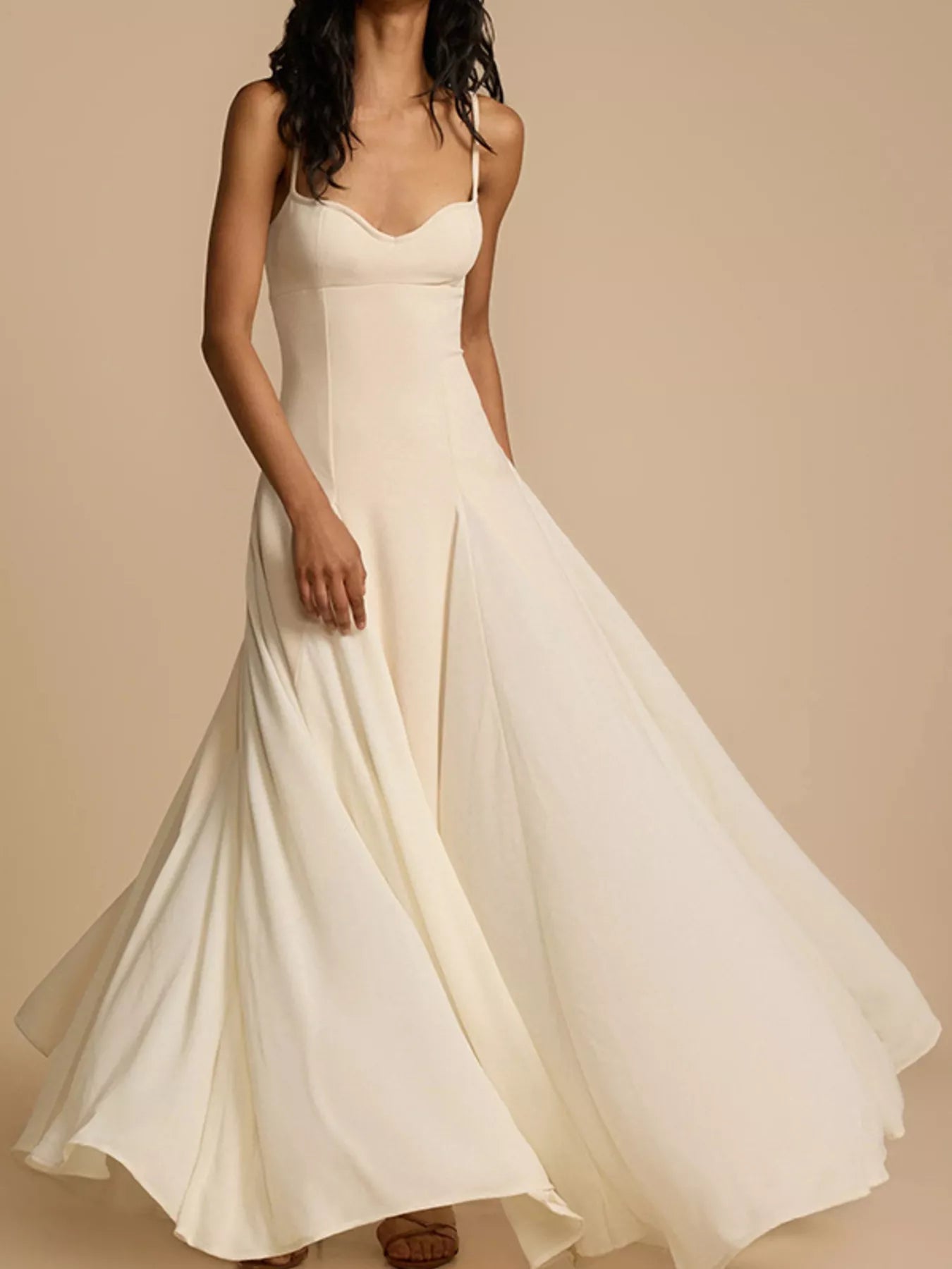 Oulin Sweetheart Neck Spaghetti Strap Flowy Maxi Dress