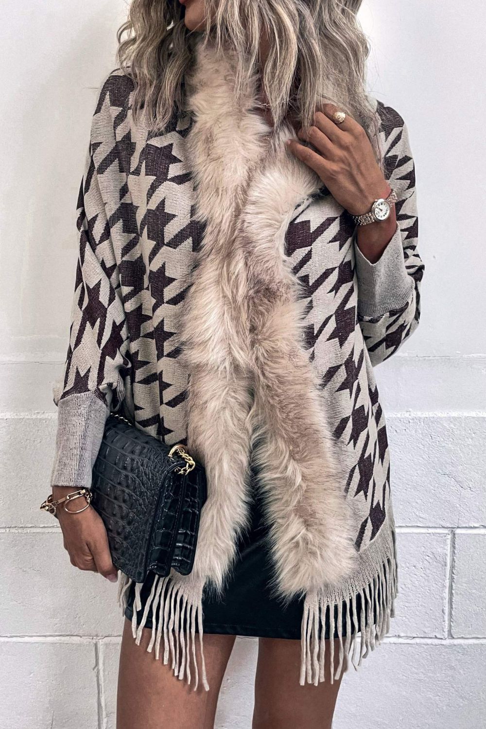 Drizzle Houndstooth Fringe Hem Poncho